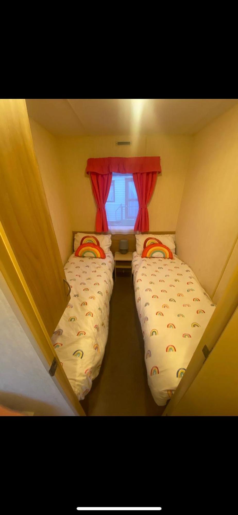 Static Caravan Marine Holiday Park 拉尔 外观 照片